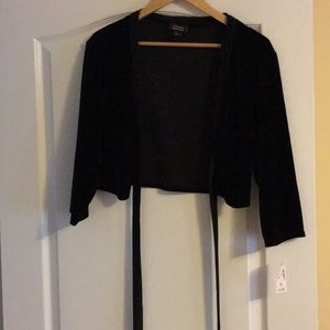 Great velvet like 3/4 cardigan w/ties